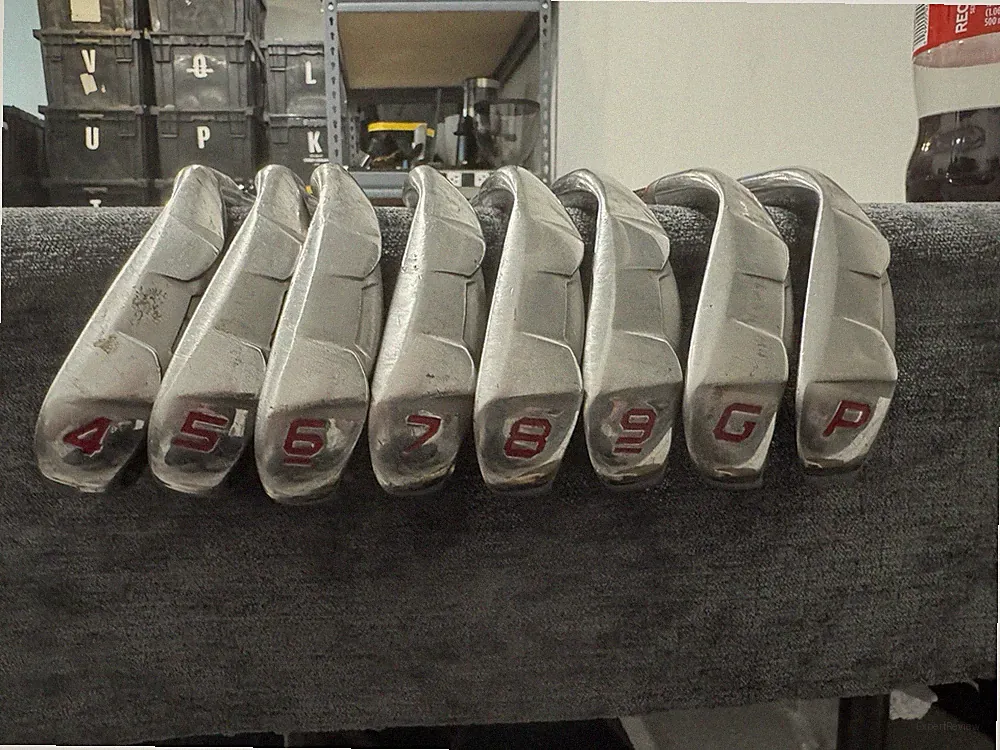 Cobra Baffler Iron Set 4-9PG Regular Flex Steel RH 8 Pc Golf Club Set