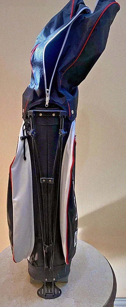 Cobra Golf Ultralight Black/White/ Cart Bag w/ Rain Cover & 5-Way Club Divider