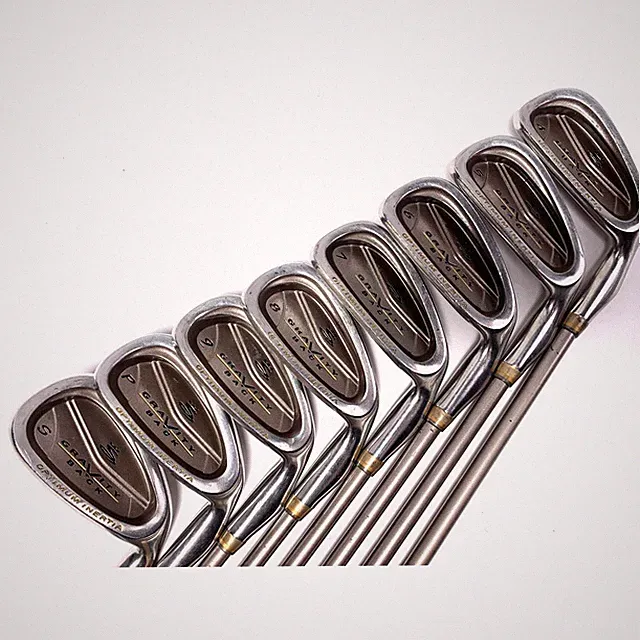 Cobra Gravity Back Iron Set 4-PW+SW Ladies Graphite Womens RH Undersize Grips