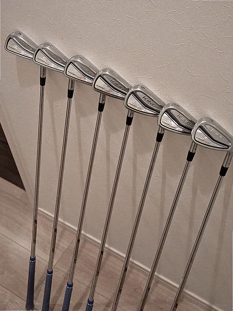 Cobra King Forged One Length Iron Set 4-PW Golf Clubs Used