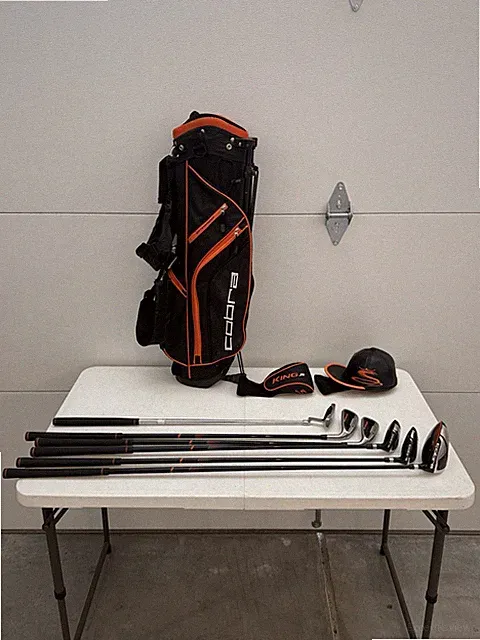 Cobra King JR Kids 6-Club Golf Set RH Black Orange Bag Junior Mint!