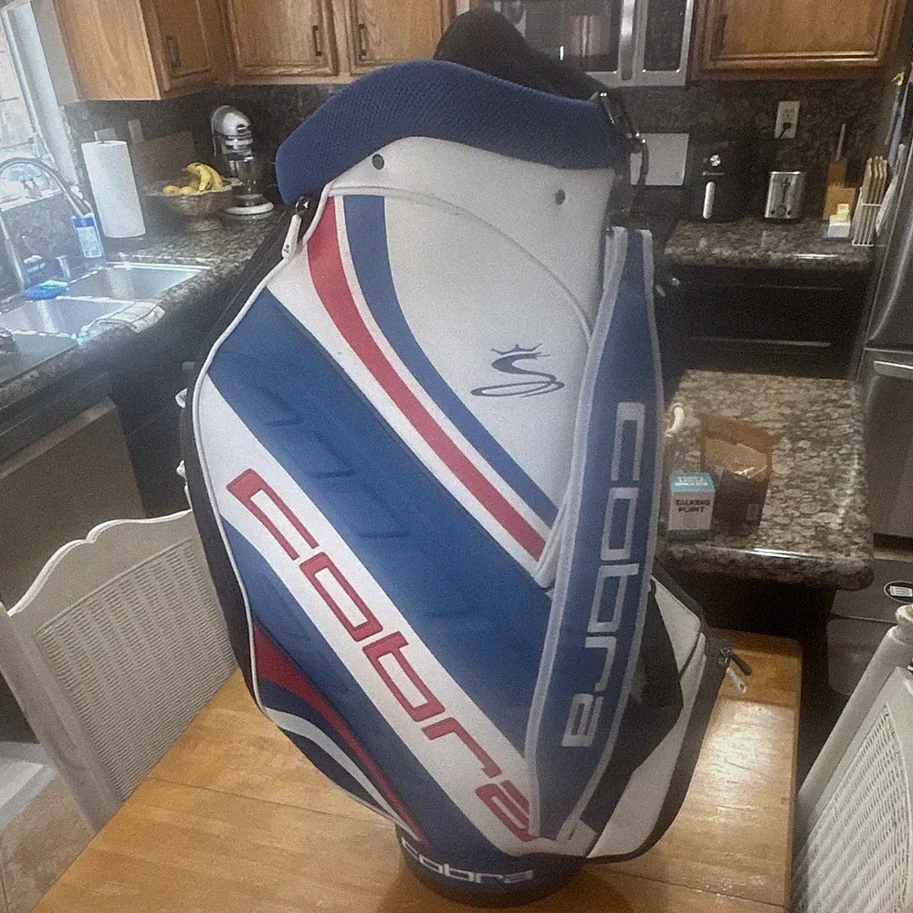 Cobra ONE Length Progressive Cart Bag 14-Way