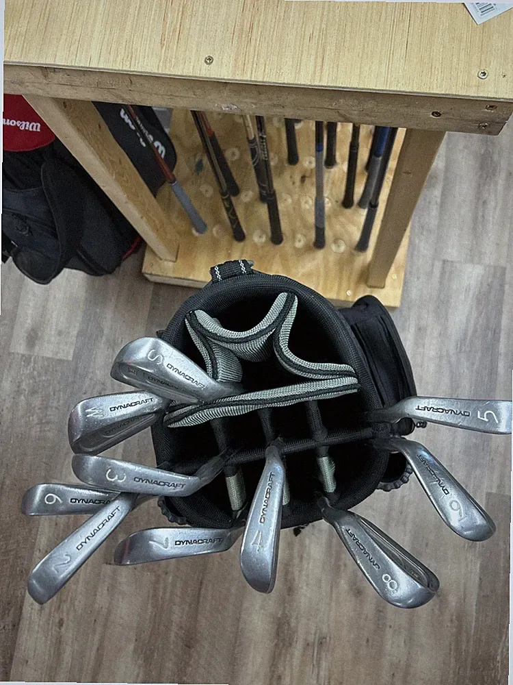 Complete iron set( 2 -9+ PW & SW) plus cart bag...Good starter set