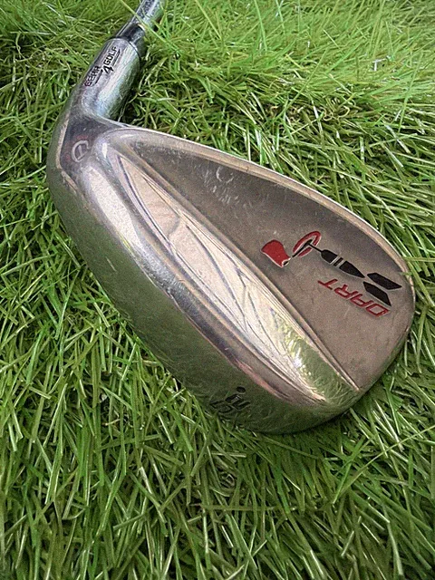 Dart 52° Wedge RH Regular Flex Steel Shaft 35"
