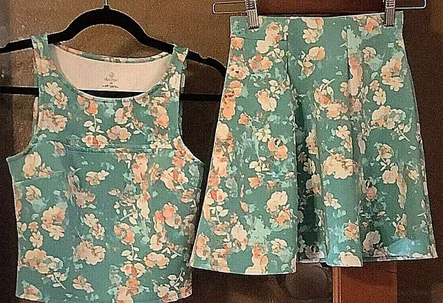 Decree 2 piece Floral Active wear Skater Skirt tank top Cute set XS