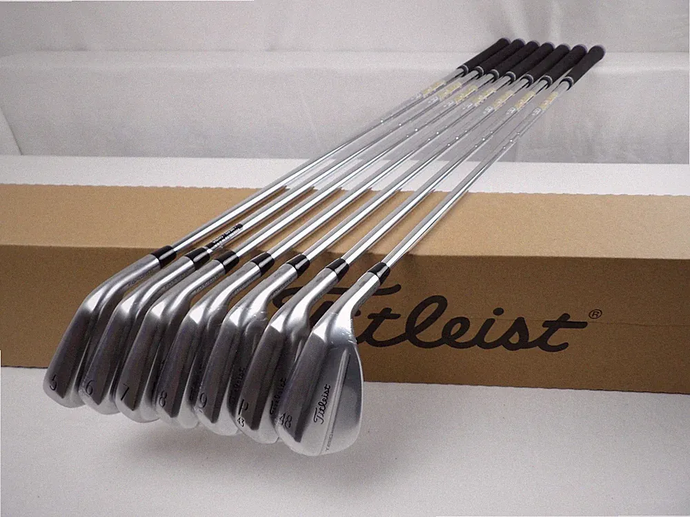 DEMO 2025 Titleist T-250 Iron Set 5-GW - TT DG 105 R300 - Regular Flex Shafts