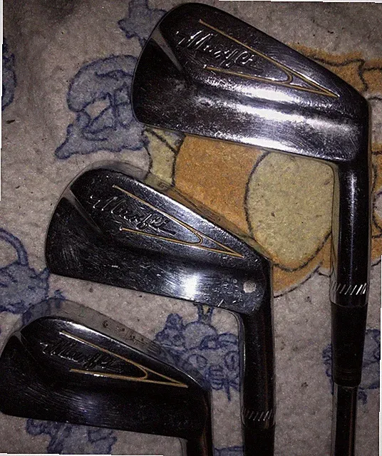 Dunlop Maxfli Irons(Vintage) 2(39.5”) 3(38.5”) 4(38.5”) 21RIDO; Steel; Grips Old