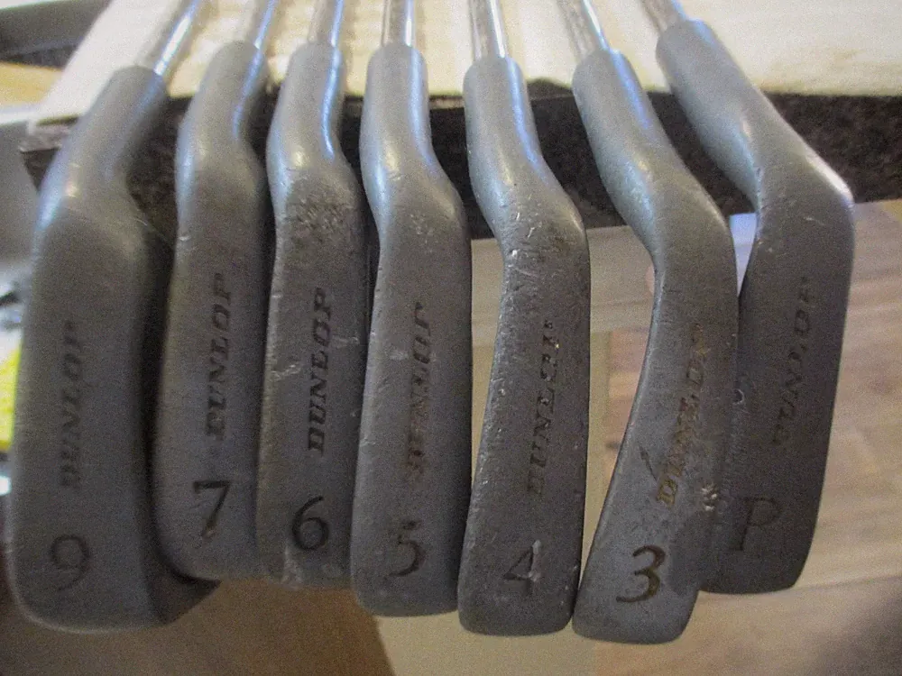 Dunlop SP2000 Iron Set P-7,9 RH Steel Shaft Mens Golf Clubs 9pc