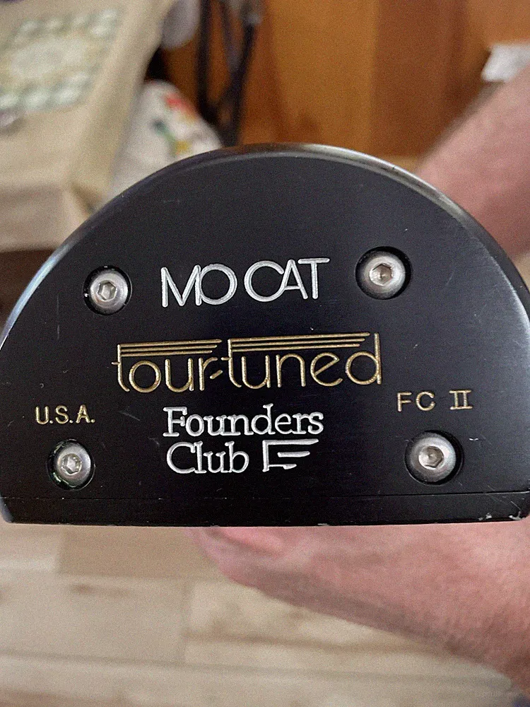 Founders Club Mo Cat Putter