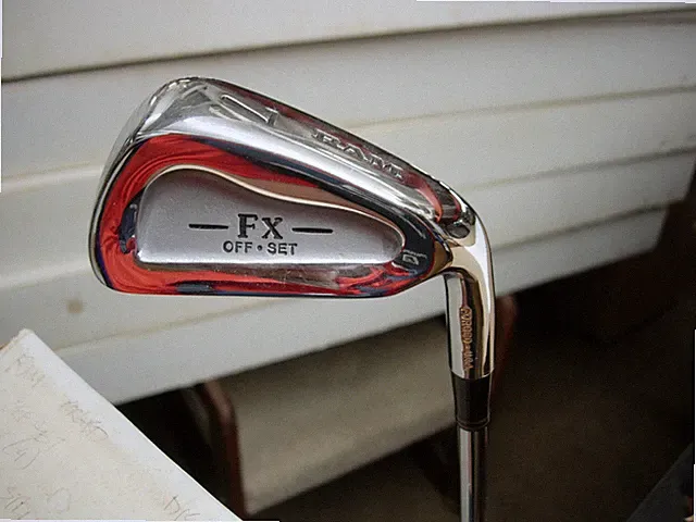 gaA former display 1990's RAM GOLF FORGED Carbon Steel Fx OFFSET 3-SW RH DG-S300