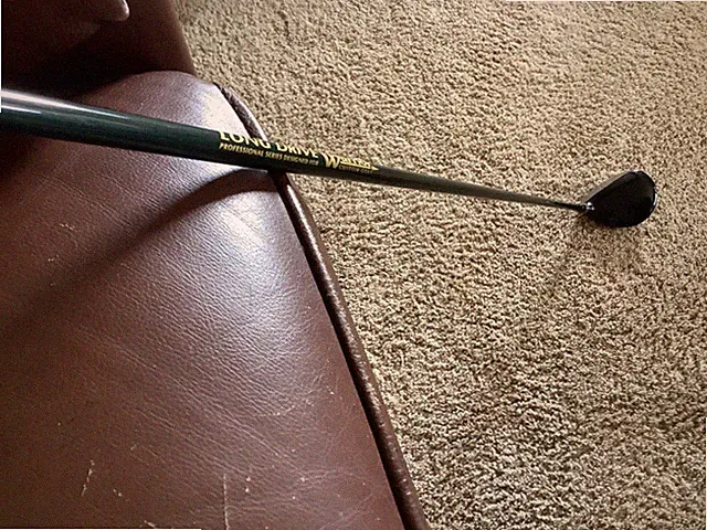 GOLF CLUB RIGHT HANDED, HYBRID #24*