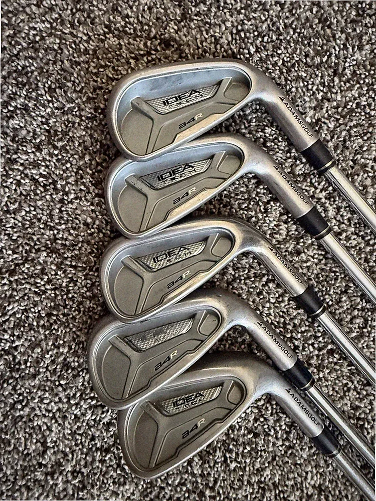 Golf iron set (Missing 7 iron)
