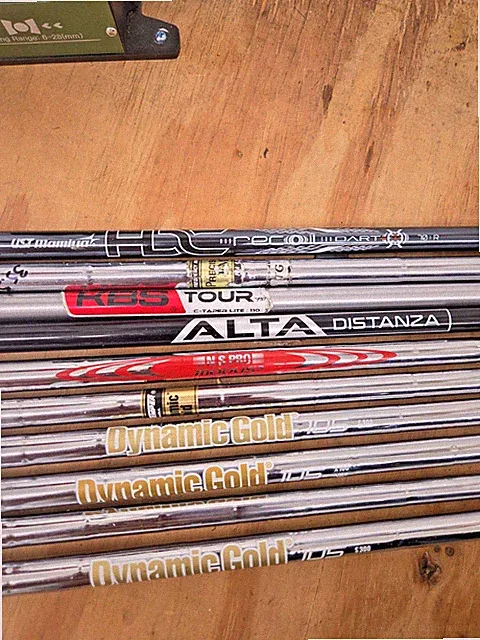 Golf Shaft lot. Dynamic Gold, KBS, Nippon, Recoil Dart. See pics for more info.