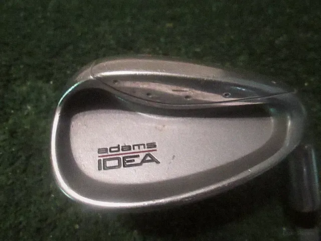 Golf Womens Adams Idea Sand Wedge with Aldila High Launch Super Shaft Lamkin Mid