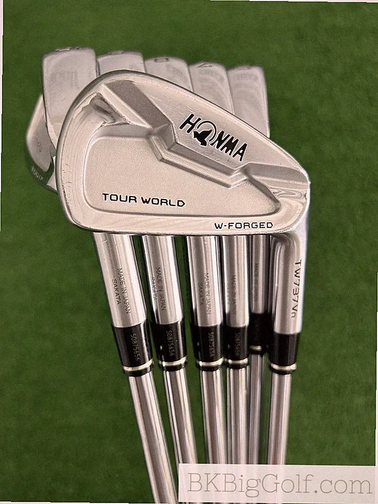Honma Tour World TW737Vn Forged Iron Set 5-P / Dynamic Gold 120 Stiff
