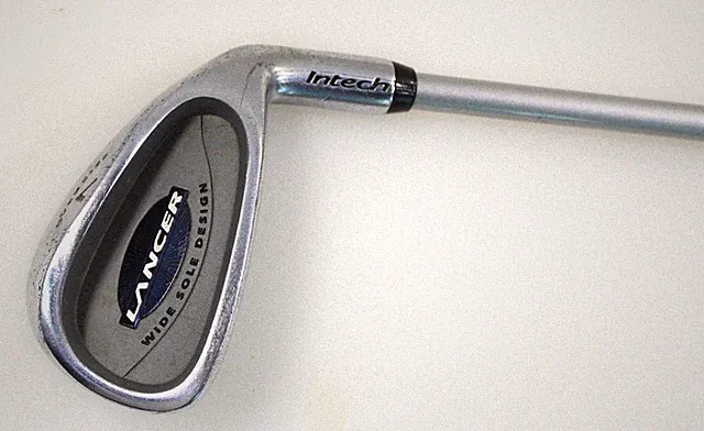 Intech Lancer Junior 7 Iron Wide Sole Design Golf Club RH 33.5" Graphite