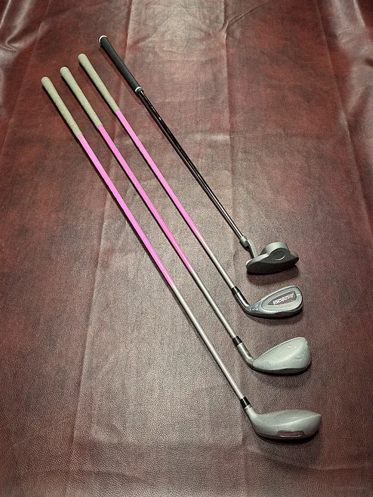 Junior Girl's Golf Set - 4 Clubs - RH - Driver = 37" Long