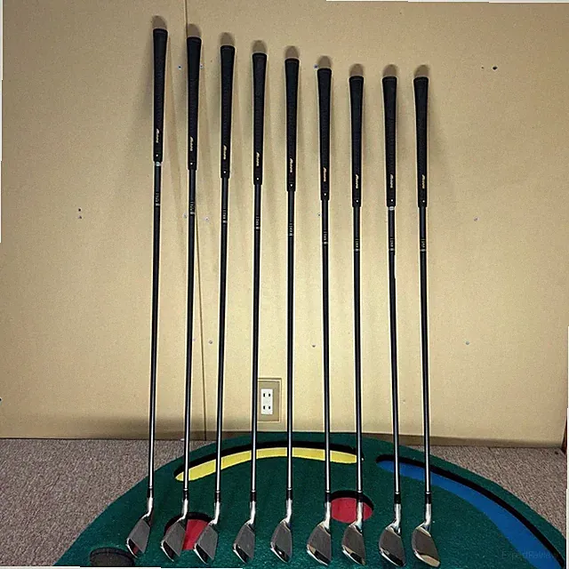 Junior golf beginner to intermediate iron set 9 pieces Mizuno good quality