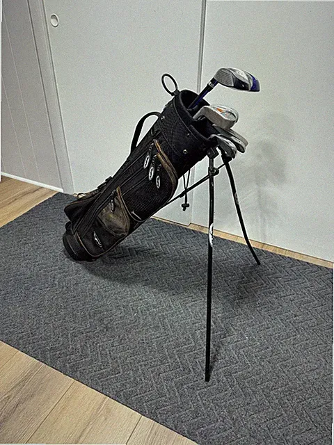 Junior Golf Set w/ Confidence Driver & Stand Bag - 8 Clubs - RH - Driver = 39"