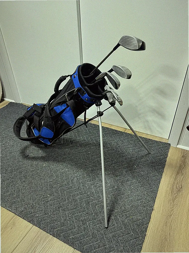 Junior Golf Set w/ Golden Bear Clubs & Confidence Stand Bag - RH - Driver = 38"