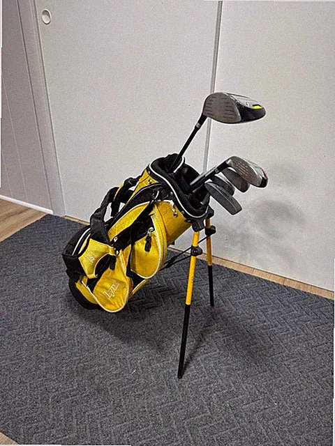 Junior Golf Set w/ Top Flite Driver & Lynx Stand Bag - 5 Clubs - RH Driver = 33"