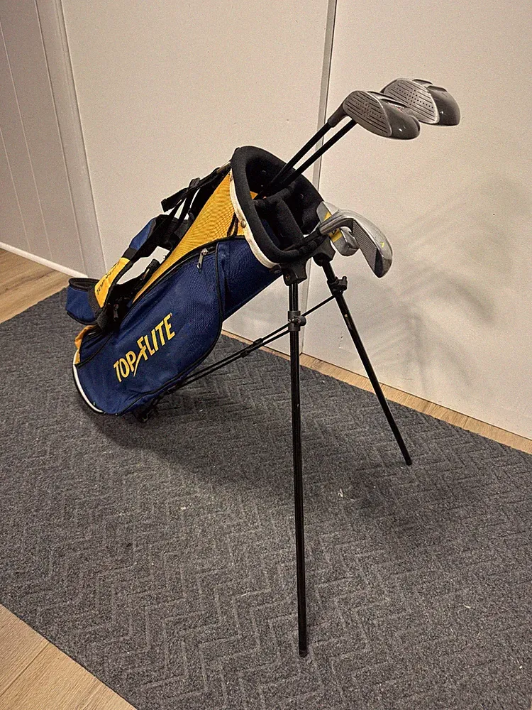 Junior Golf Set w/ Top Flite Irons & Stand Bag - 6 Clubs - RH - Driver = 36"