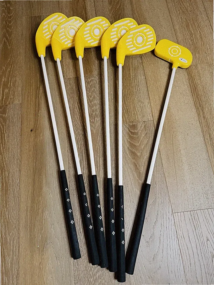 Kids Beginner SNAG Golf Club Lot Of 6Golf Club Set- Right Hand- Preowned