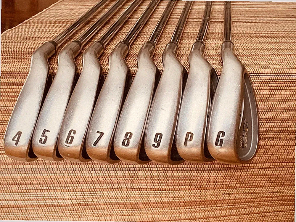 King Cobra 3100 I/H Iron Set 4-PW+GW (8 Clubs) N.S. Pro Regular Steel Shafts RH