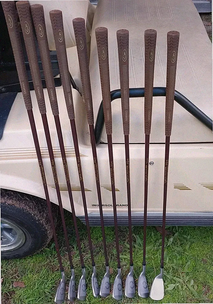 King Viper Oversized Iron Set 3-9,PW SW Carbon Fiber Shafts Chamois Grips RH