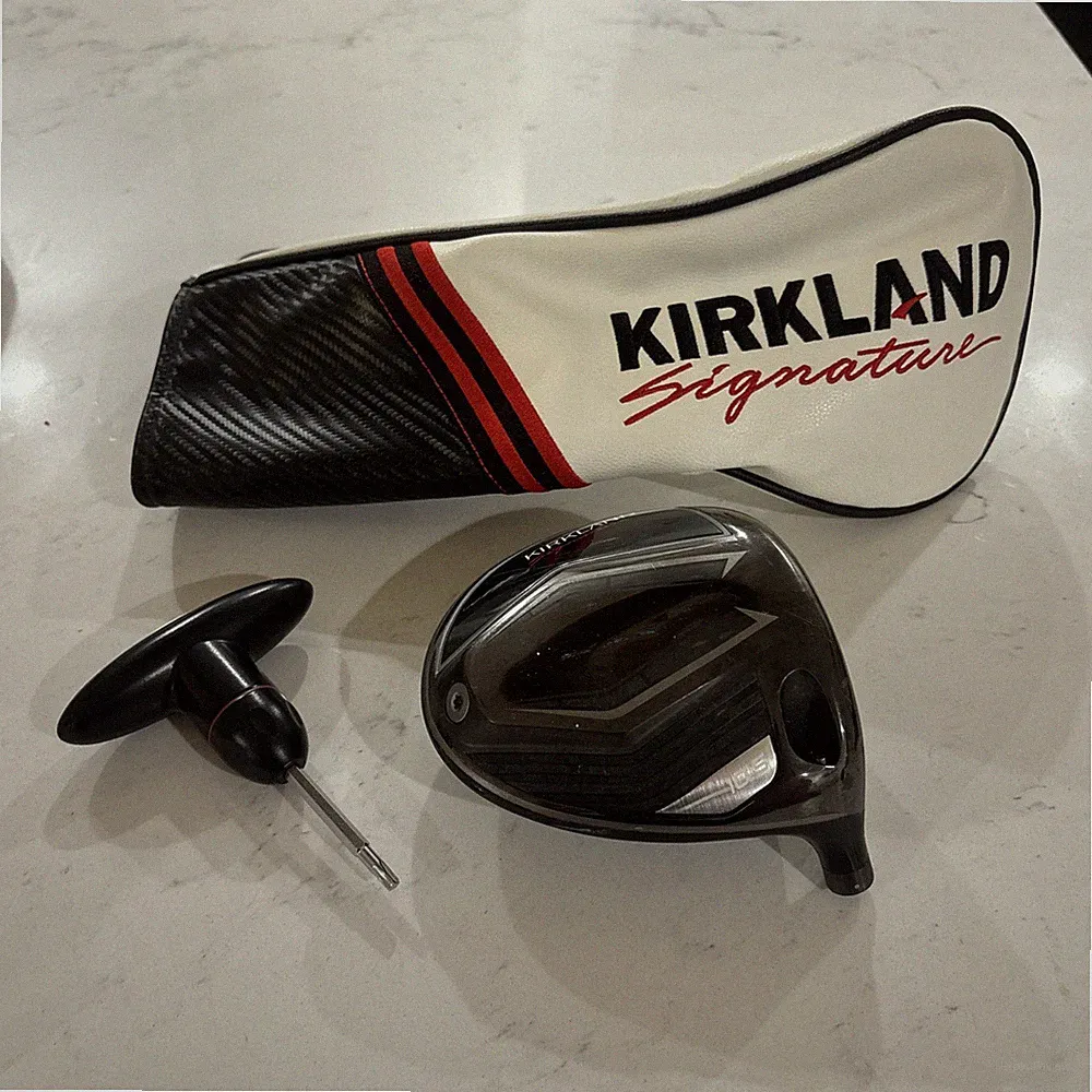 Kirkland Signature Golf Club Driver Head RH 10.5° / Head Cover