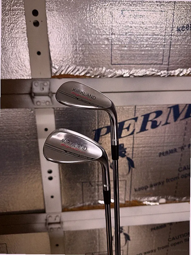 Kirkland Signature Wedge Set 56° & 60° RH Steel Shafts Milled Face