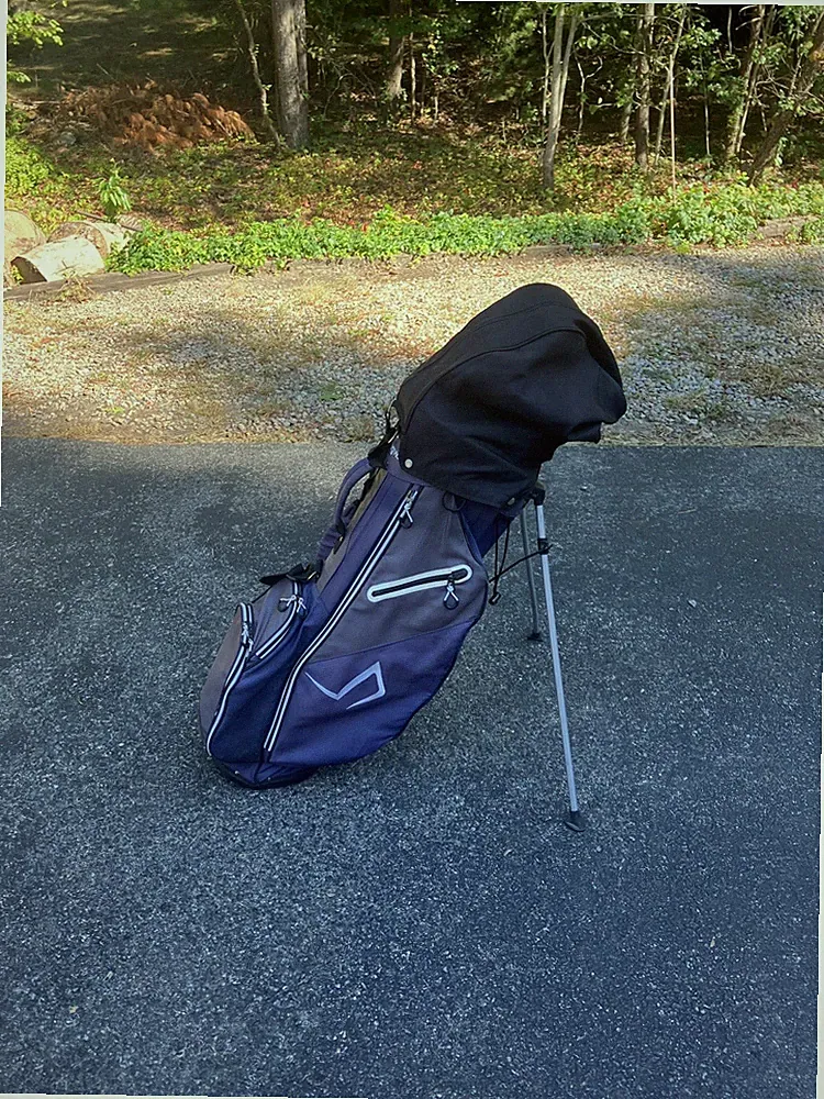 Ladies Complete Golf Club Set & Bag, Right Handed, Very Good Condition