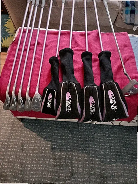 Ladies Tiger Shark TS 960 set of 10 Clbs1,3,4 Woods,5,6 Hybrids,7,8,9,P/S,Putter