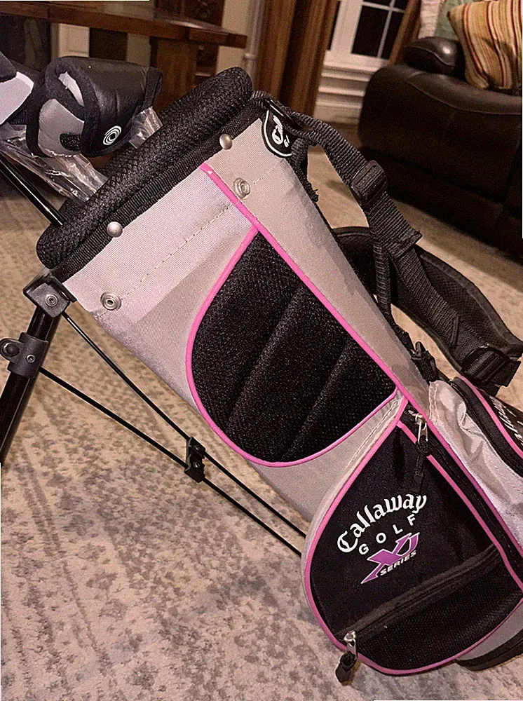LH XJ Series Junior Girls 3 Club Set w/Pink Bag / Covers NEW 2 Ball Odyssey LEFT