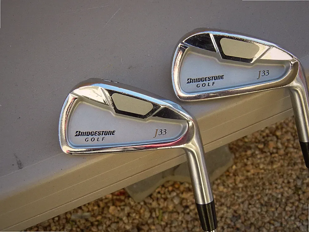 Lot of 2 Golf Clubs : BRIDGESTONE J33 Irons (3, 4), RH, EXCELLENT!