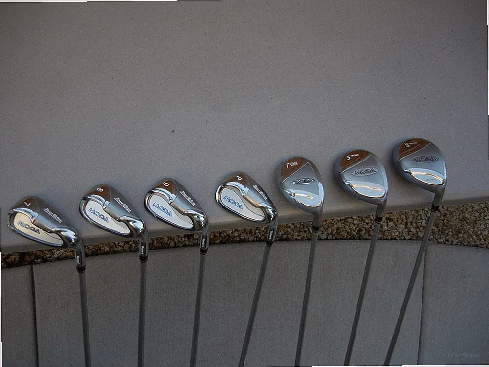 Lot of 7 Golf Clubs : Womens Ladies TOUR EDGE MODA, woods, irons, wedge, RH