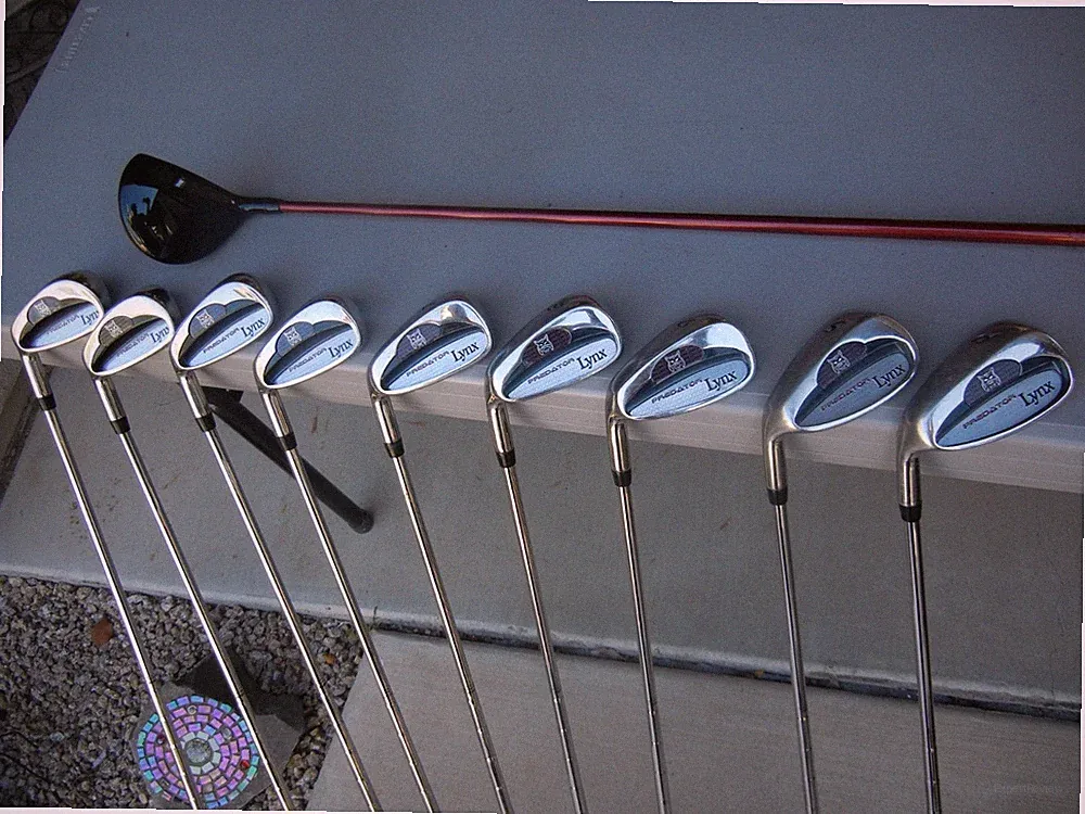 Lot / Set of 10 Golf Clubs : LYNX PREDATOR Irons, Wedges, 5 Wood, LH, PRISTINE!