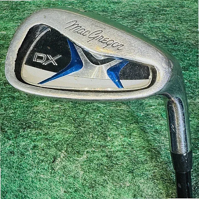 MacGregor DX Pitching Wedge Mens RH 35.5 In Graphite Shaft Silver Golf Club