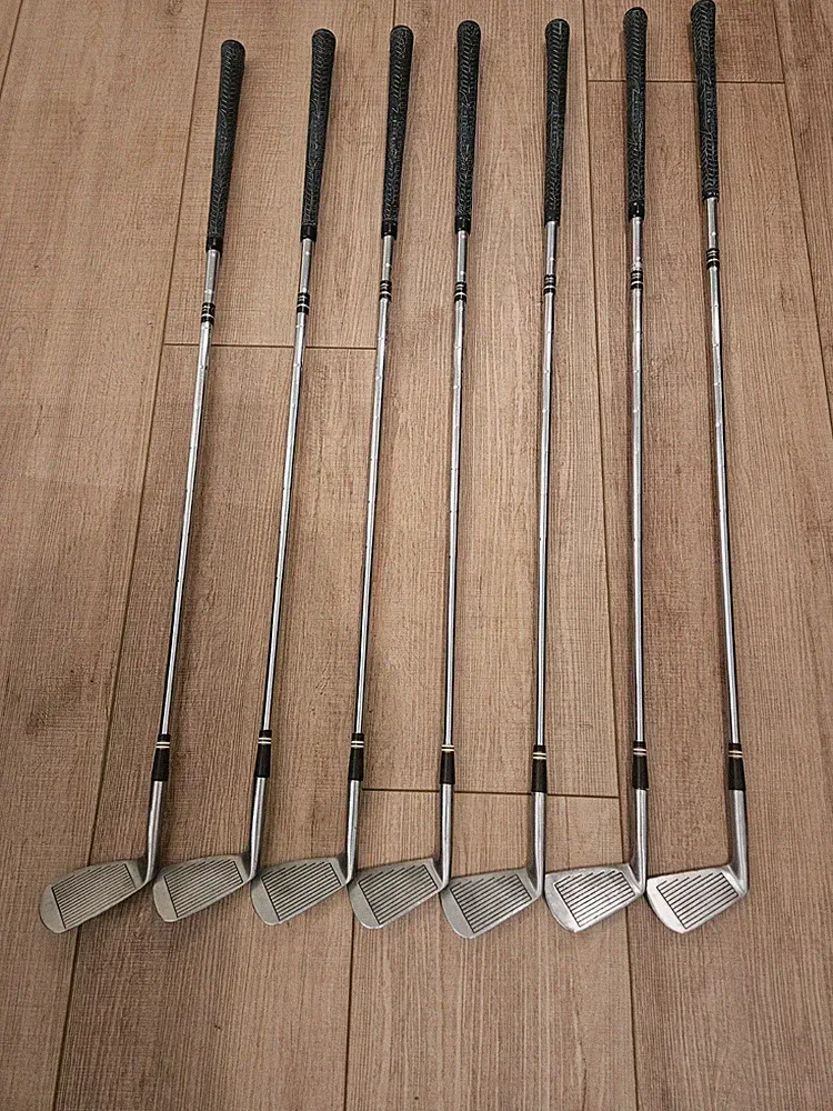MacGregor Jack Nicklaus VIP Iron Set 4-10 RH Regular Flex Steel Shafts Blade
