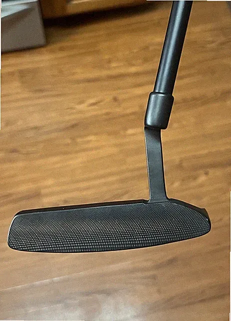MacGregor MacBLK Milled Face Putter RH / Blacked Out w/ Light Blue Logo