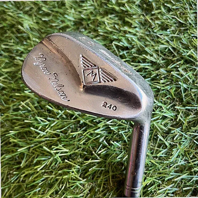 MacGregor Tourney Byron Nelson Wedge 240 Leather Grip Vintage 11 Iron Right 35"