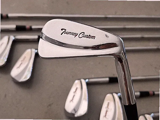 MacGregor Tourney Custom Iron Set (3–10) | Right-Handed | Stiff