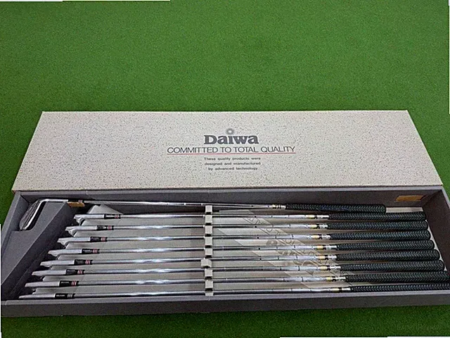 MacGregor Tourney Custom THE985 Iron Set 9pcs 2-PW Dynamic Gold Flex R300 No Box