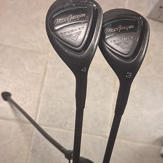 MacGregor Tourney Right-Handed 2pc 3 & 4-Wood Set Graphite Shaft Black/Green