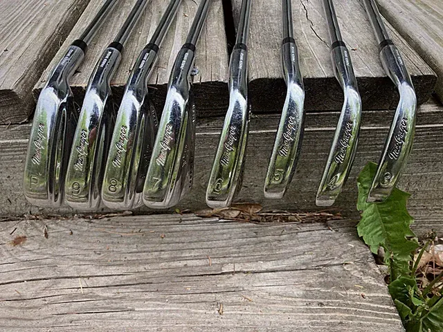 macgregor vip v-foil irons 1025m 3-PW RH 5.0 Rifle Free Shipping