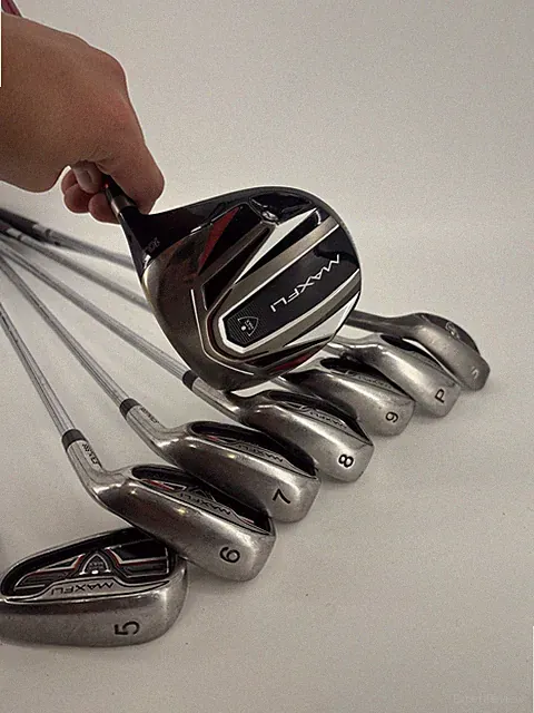 Maxfli Black Max Set:10.5 Degree Driver, 5-9 Irons, P & S Wedge. Reg Flex.