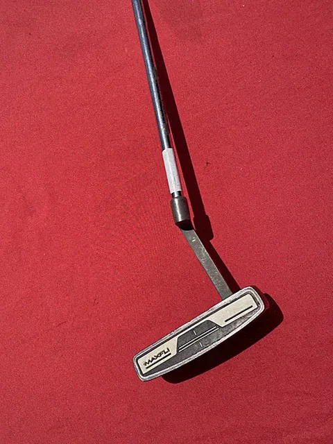 Maxfli Black Max Two Putter Right Hand Steel Shaft Needs Grip 35”