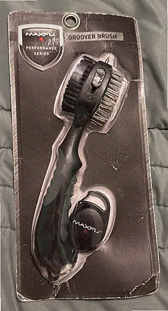 Maxfli Groover Brush New Sealed Performance Series Black