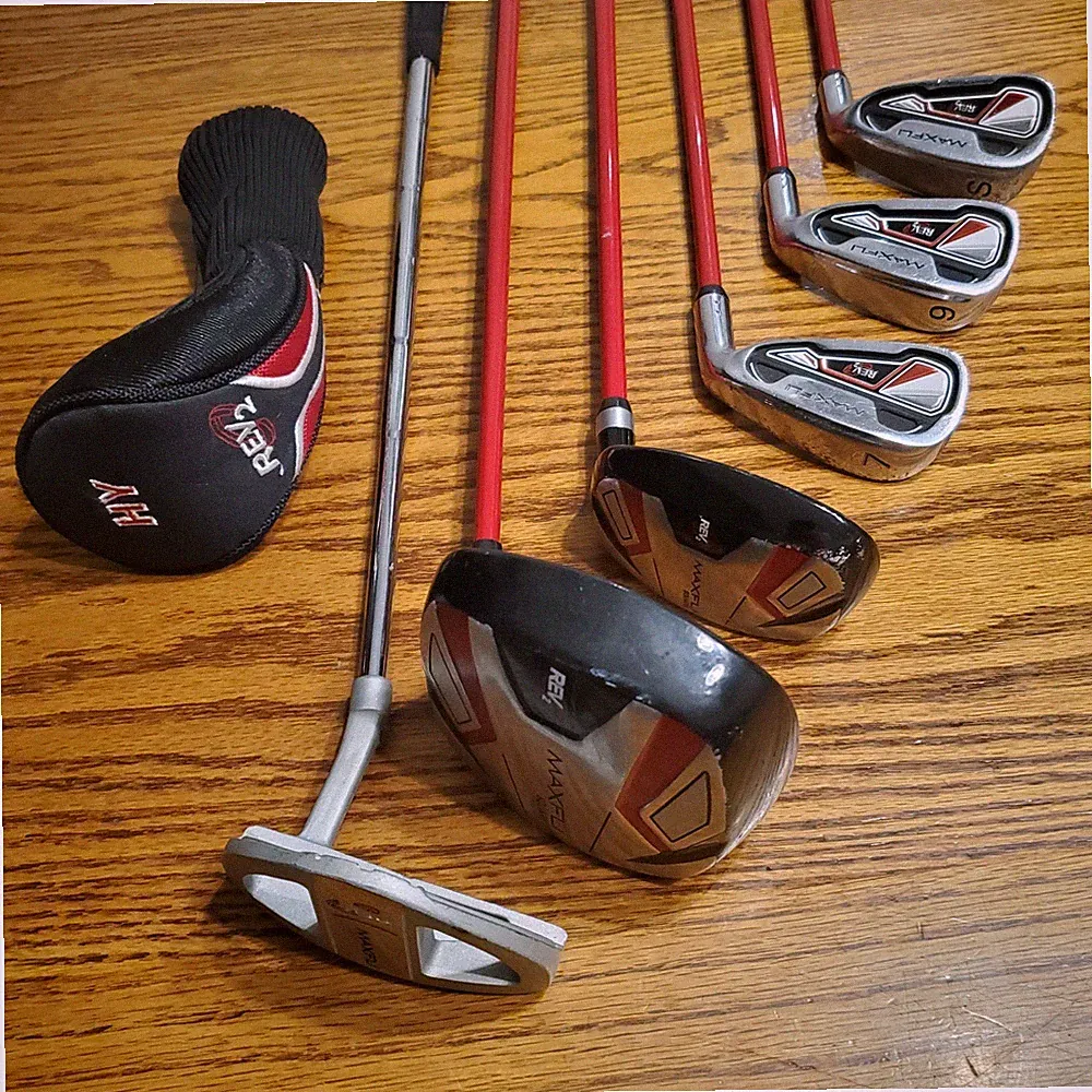 Maxfli Kids JUNIOR Rev 2 RH 6 Club Set Driver, Hybrid Wood, 9, 7, SW, & Putter
