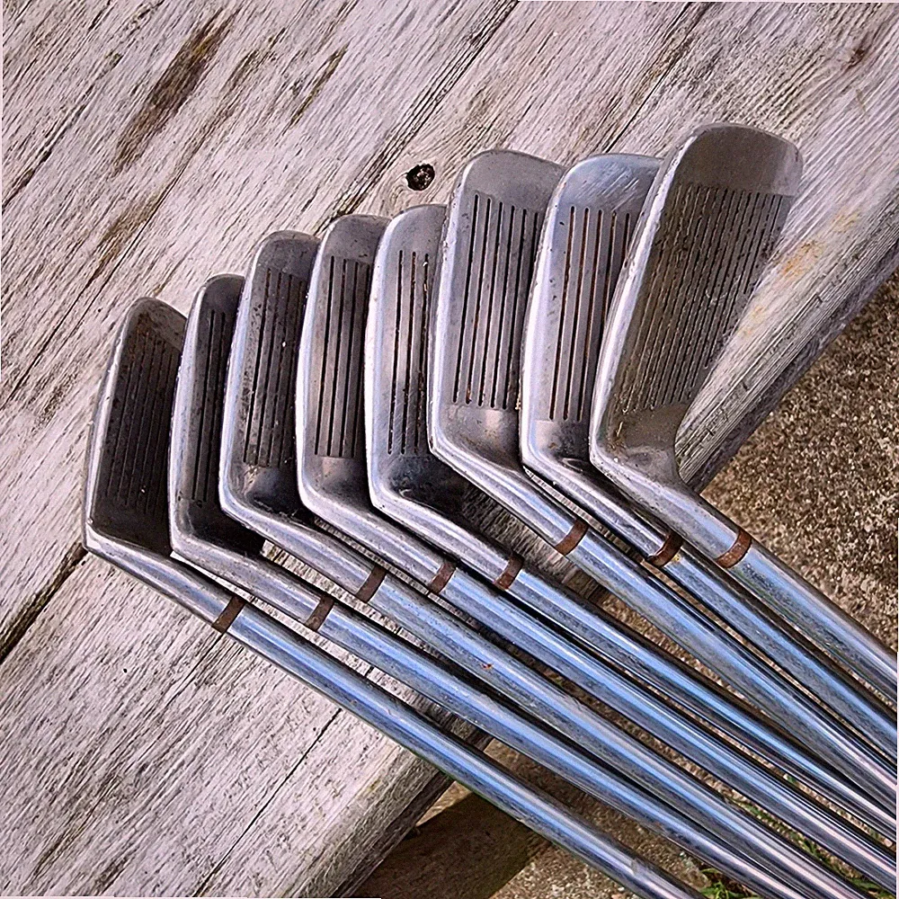Maxfli Red Dot Iron Set RH R-Flex Dunlop Vintage 8 Total 3-PW Golf Clubs